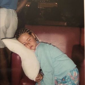 Meet your Posher, Maxeen